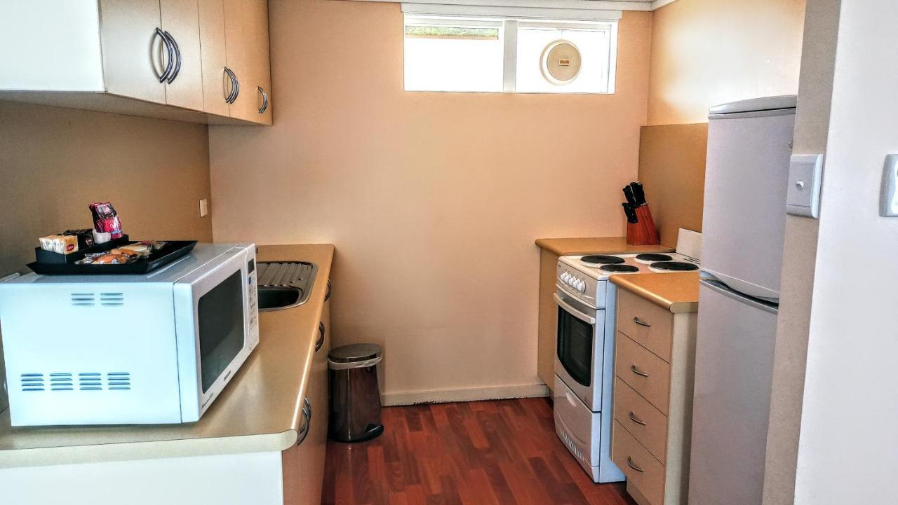Redhill Cooma Motor Inn 외부 사진
