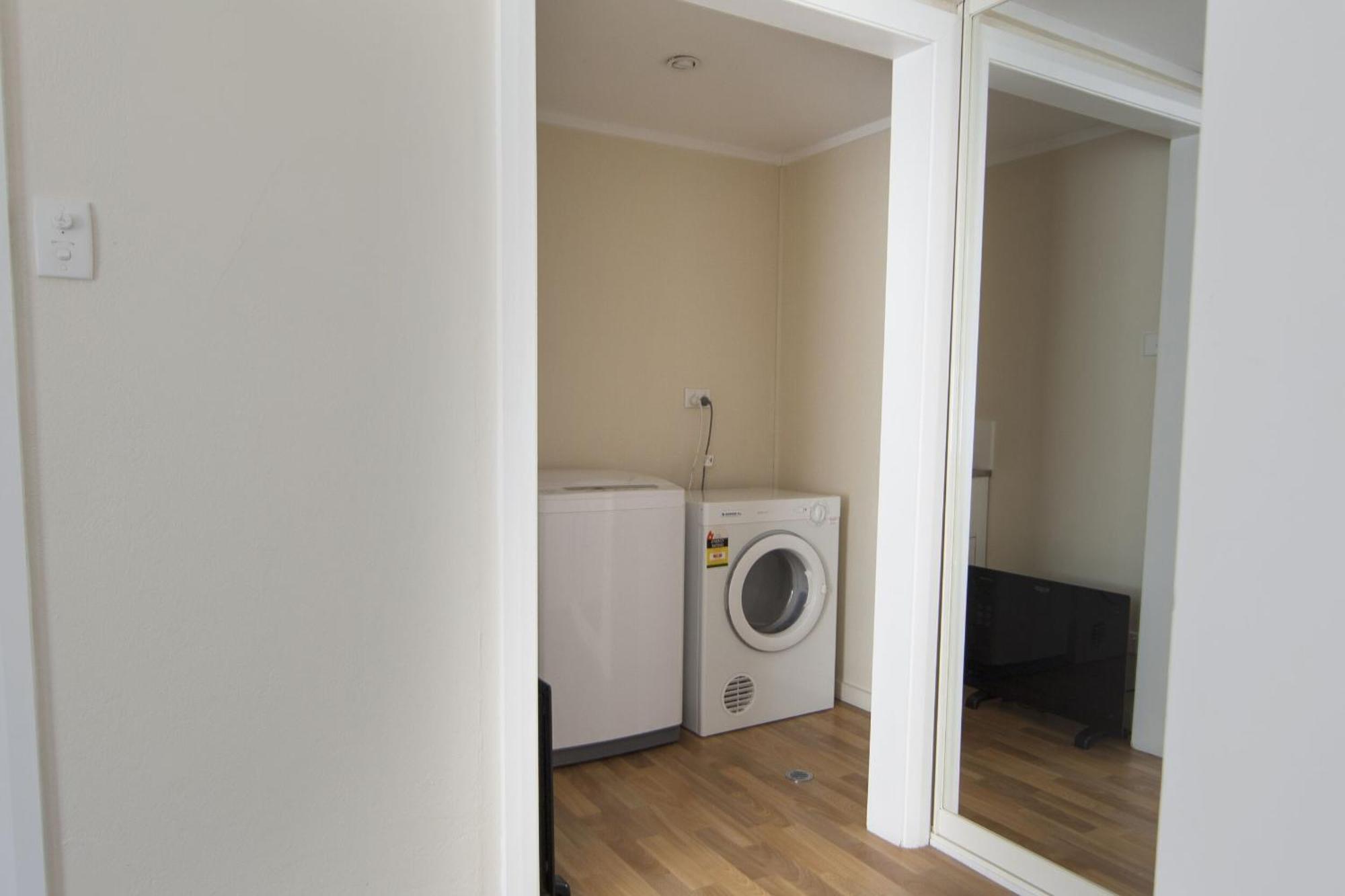 Redhill Cooma Motor Inn 외부 사진
