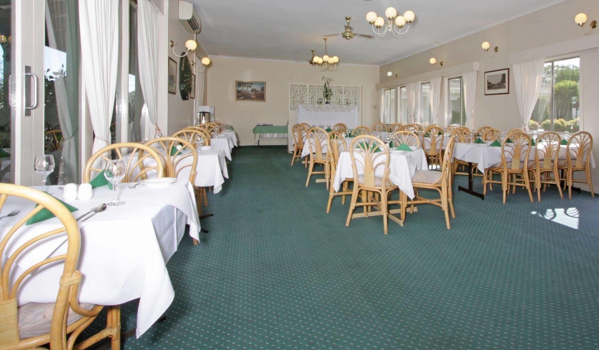 Redhill Cooma Motor Inn 외부 사진
