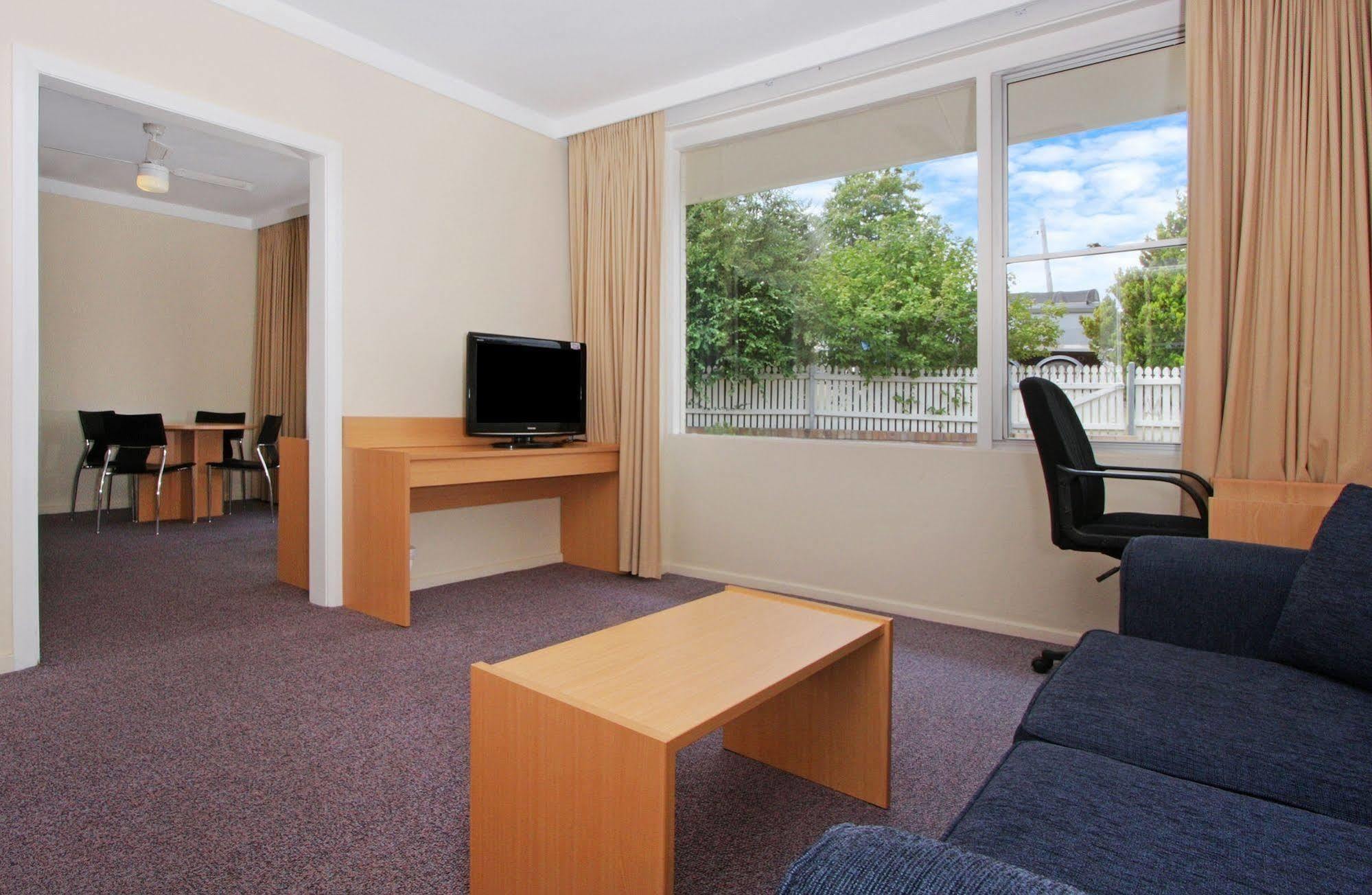 Redhill Cooma Motor Inn 외부 사진