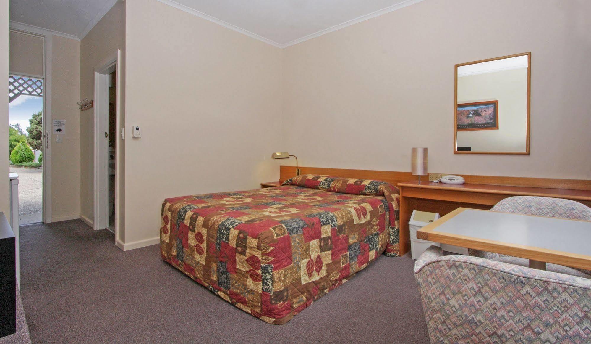 Redhill Cooma Motor Inn 외부 사진