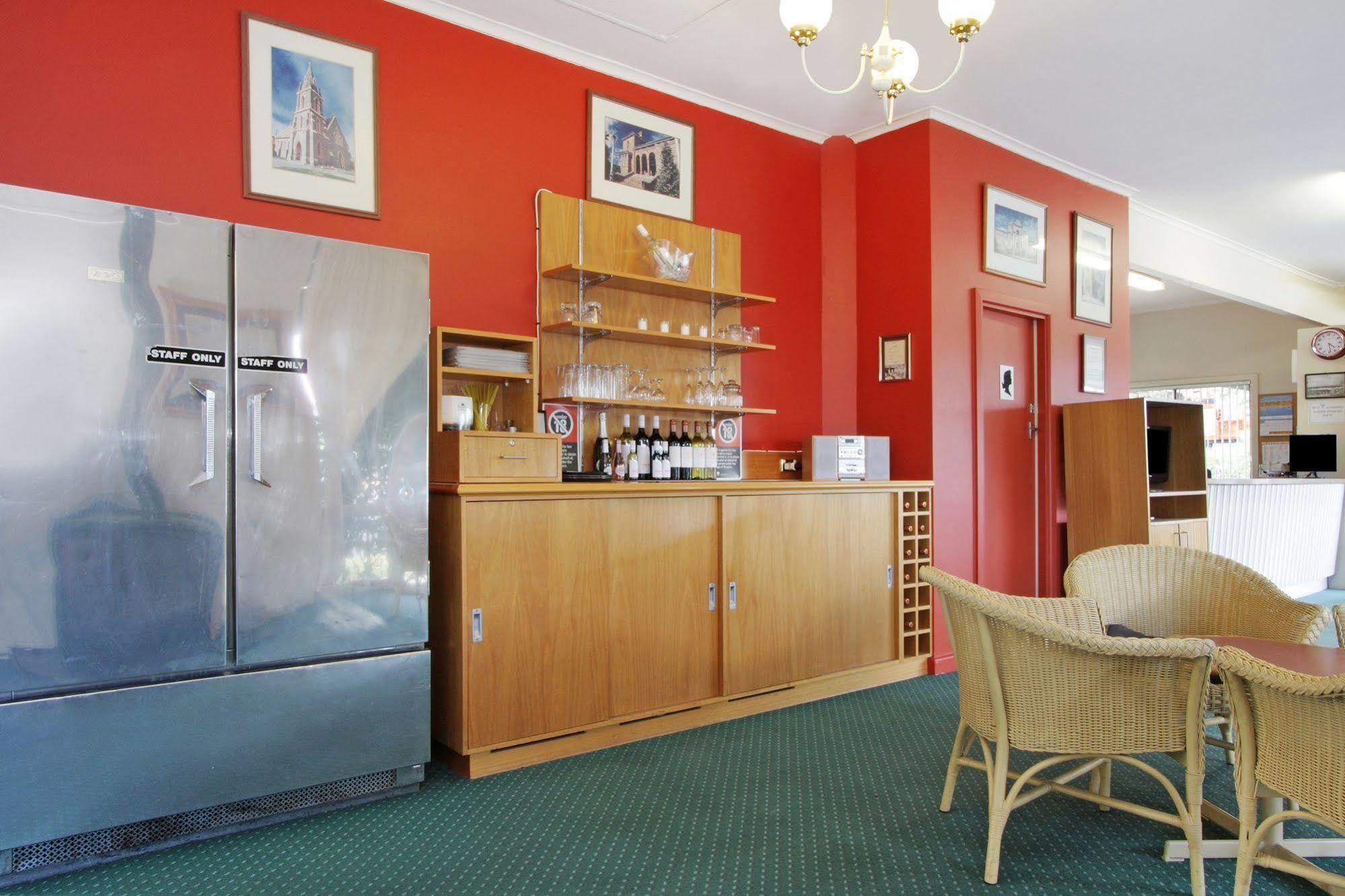 Redhill Cooma Motor Inn 외부 사진