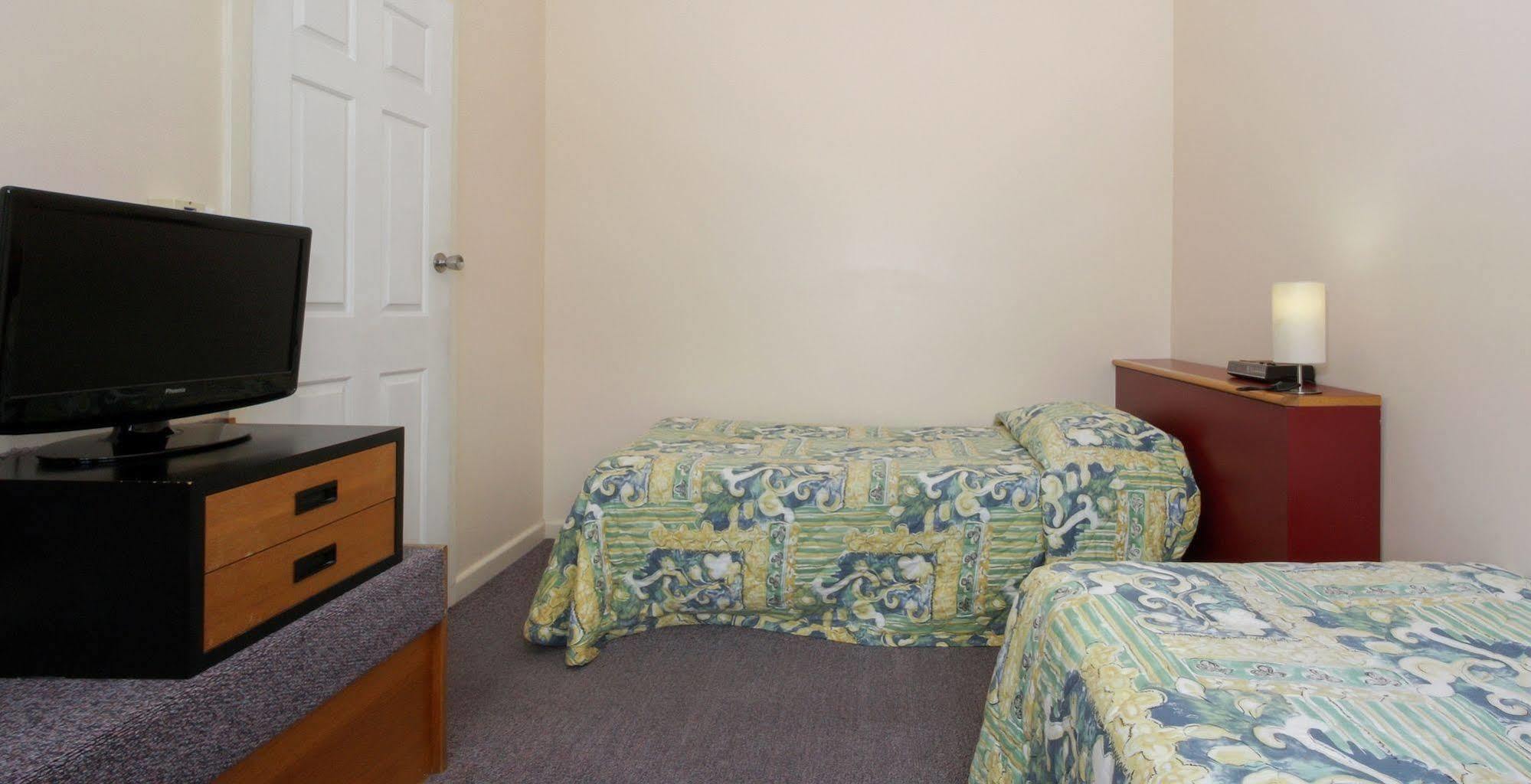 Redhill Cooma Motor Inn 외부 사진
