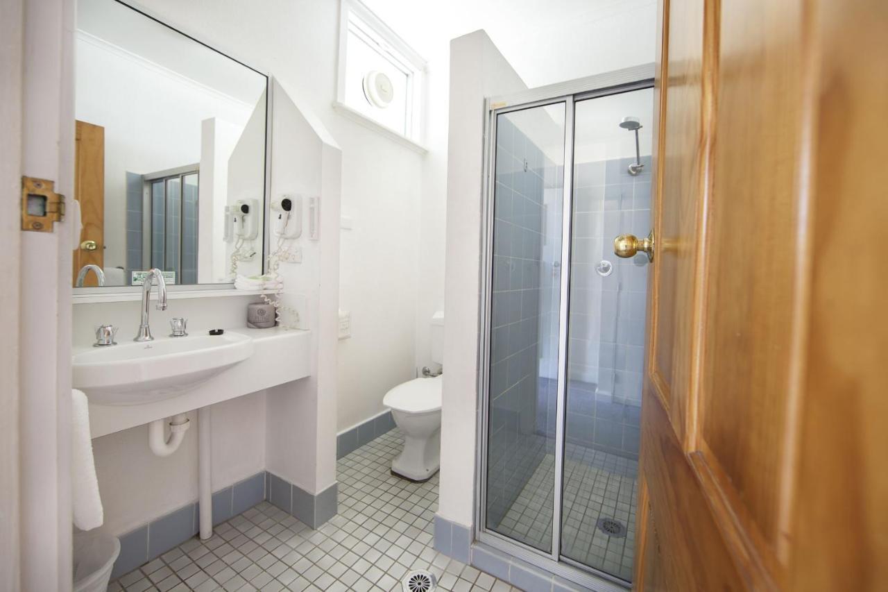 Redhill Cooma Motor Inn 외부 사진