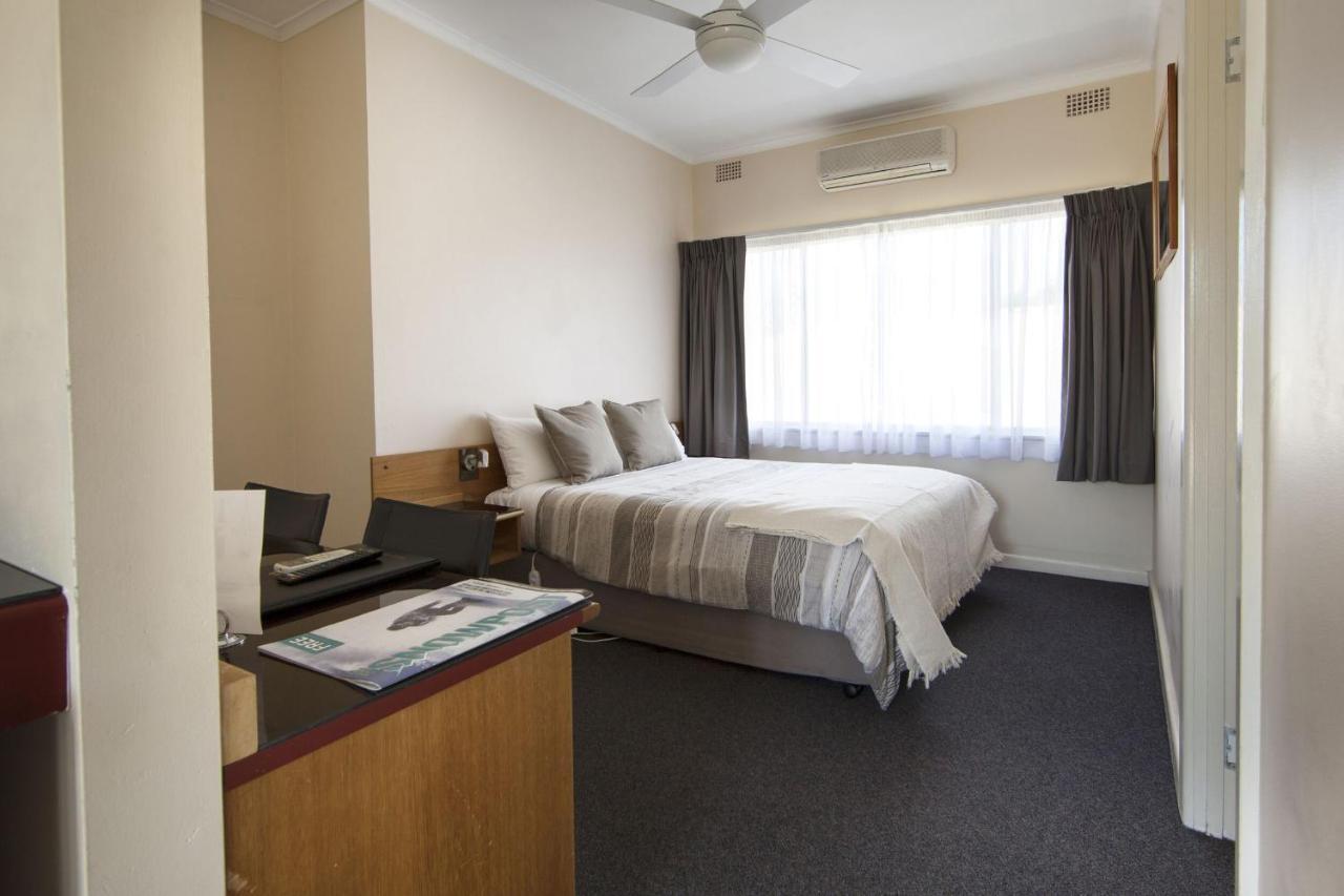 Redhill Cooma Motor Inn 외부 사진